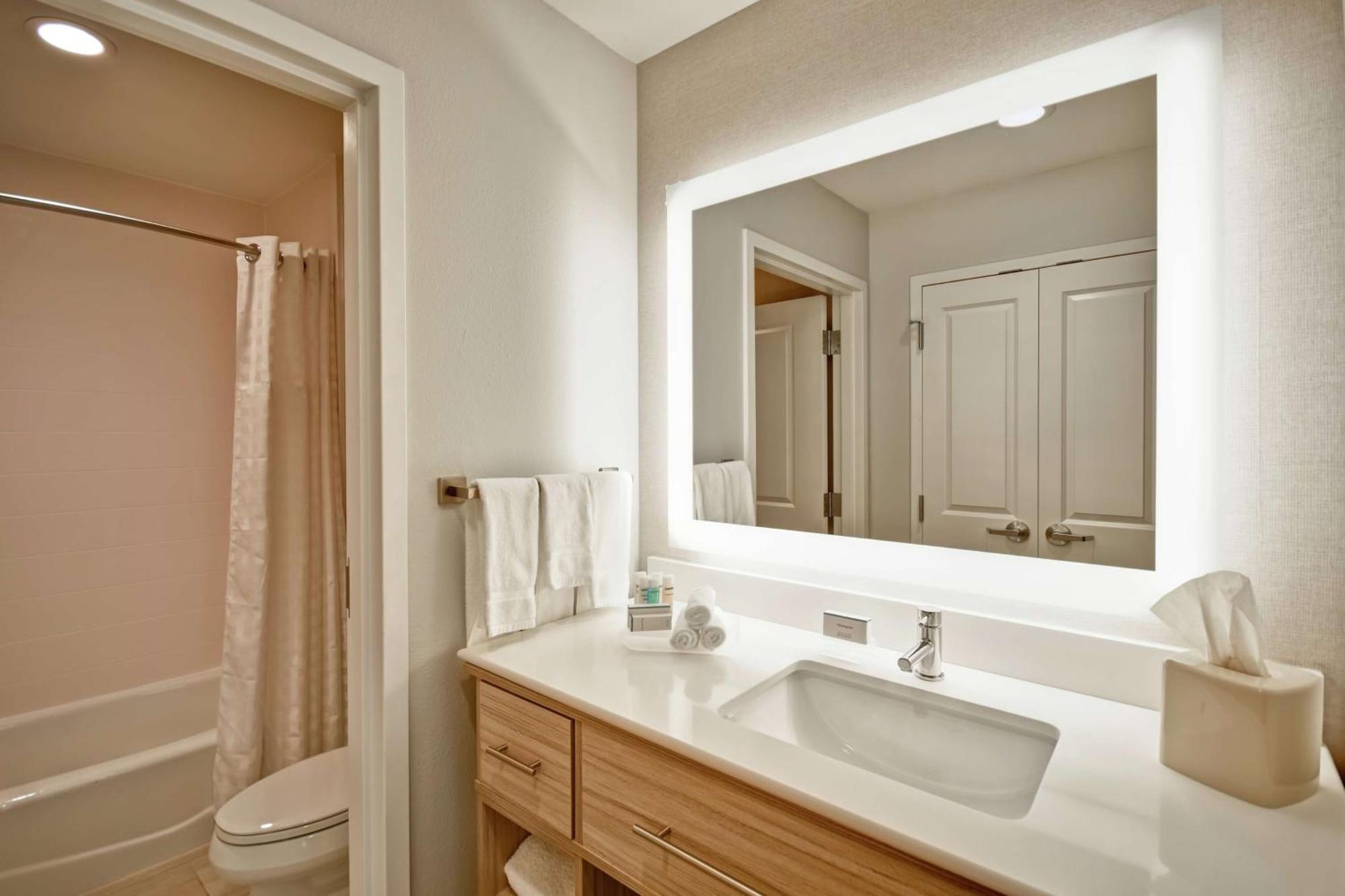 Homewood Suites By Hilton Greenville Downtown Ngoại thất bức ảnh